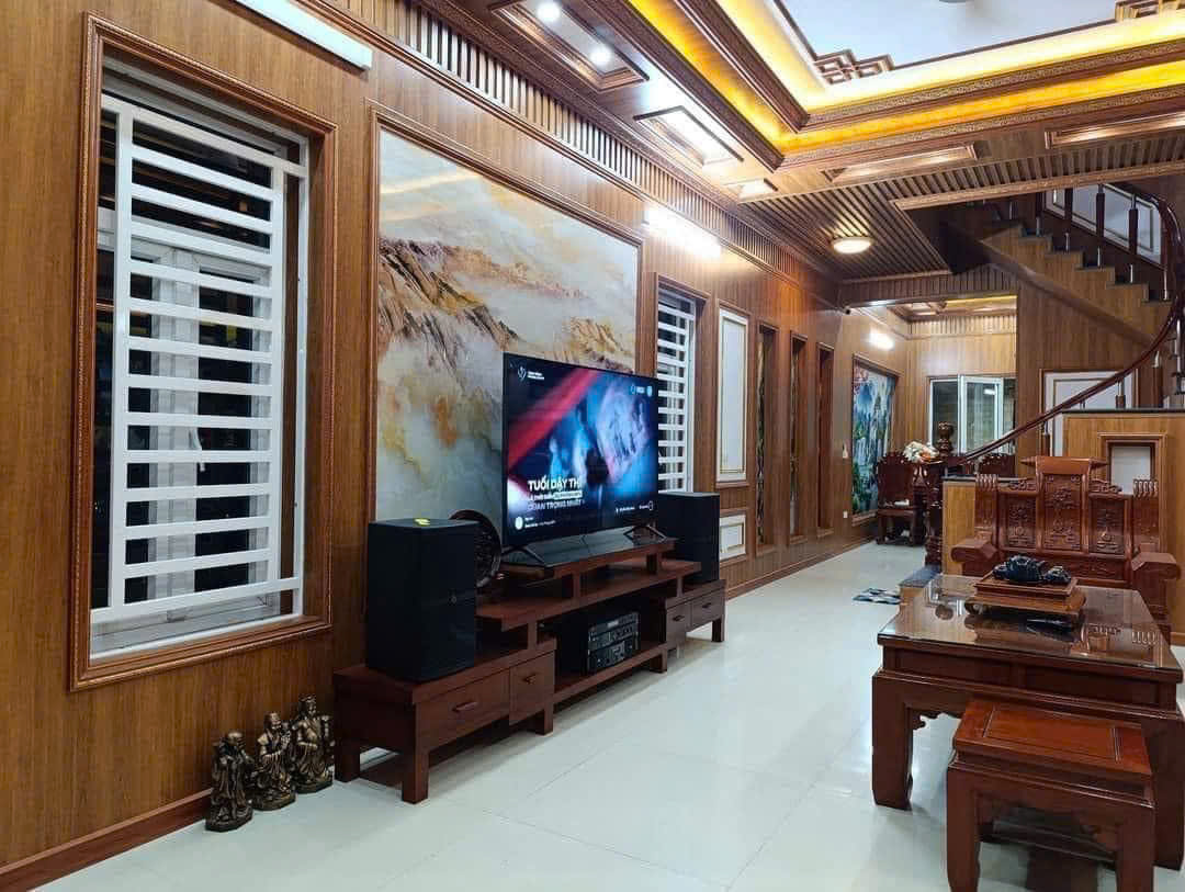 ỐP TƯỜNG NANO PHÒNG KHÁCH